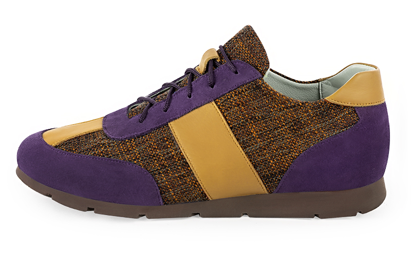 Amethyst purple, terracotta orange and mustard yellow three-tone dress sneakers for men. Round toe. Flat rubber soles. Profile view - Florence KOOIJMAN